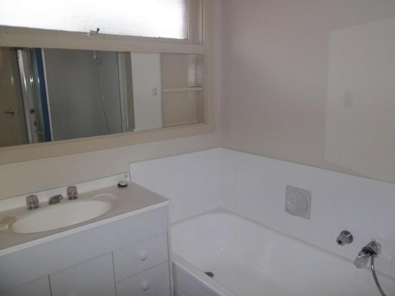 2 jacksons road, Noble Park North VIC 3174