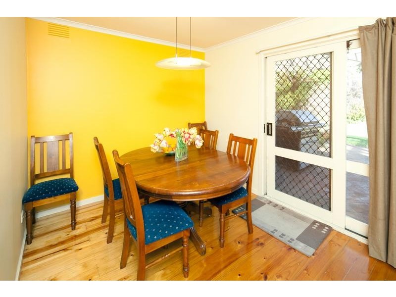 8 Adams Court, Dandenong North VIC 3175