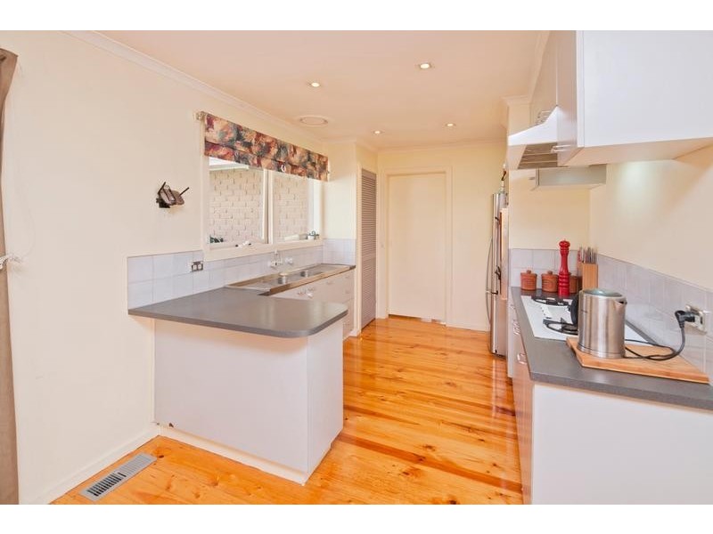 8 Adams Court, Dandenong North VIC 3175