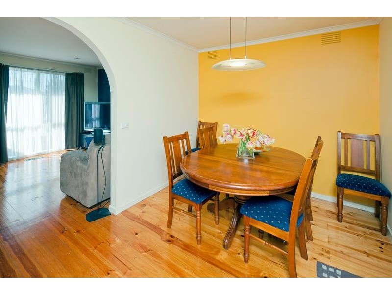 8 Adams Court, Dandenong North VIC 3175