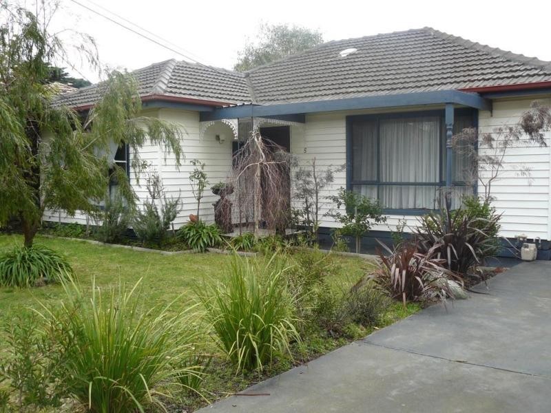 1/5 Phillip Street, Dandenong North VIC 3175