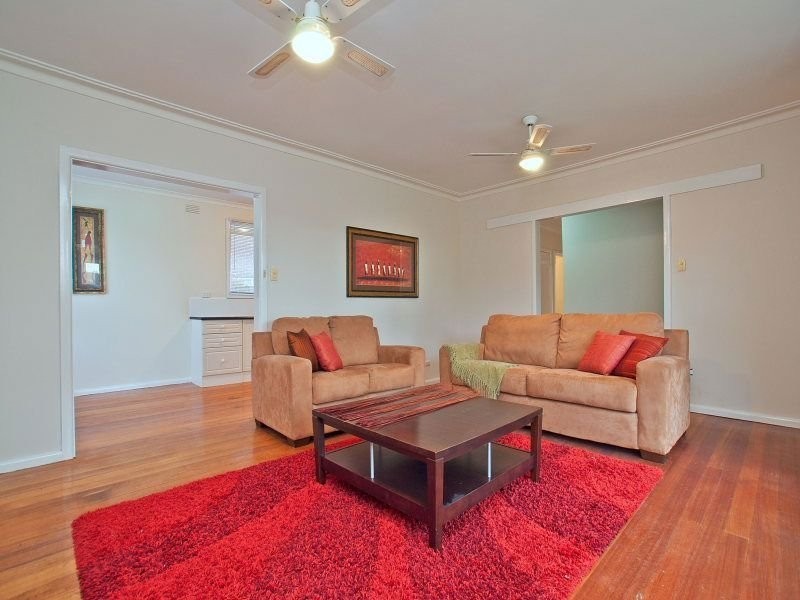 17 Bradshaw Street, Frankston VIC 3199