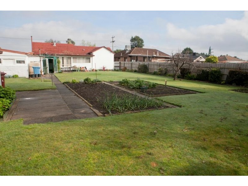 29 Leonard Avenue, Noble Park VIC 3174