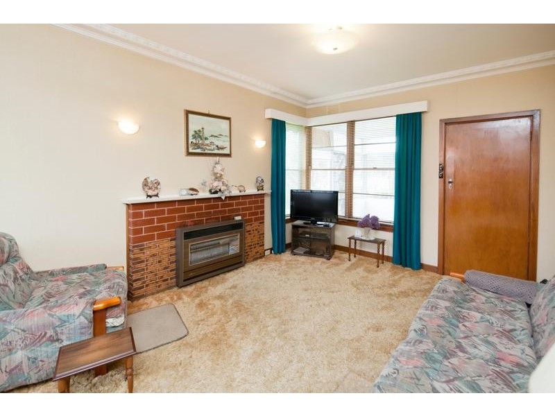 29 Leonard Avenue, Noble Park VIC 3174