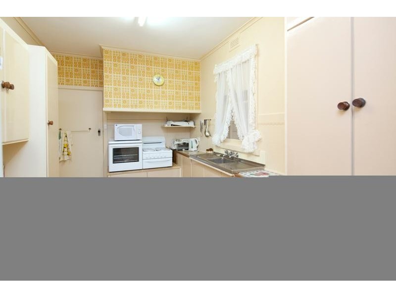 29 Leonard Avenue, Noble Park VIC 3174