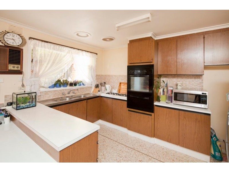 53 Hansworth Street, Mulgrave VIC 3170
