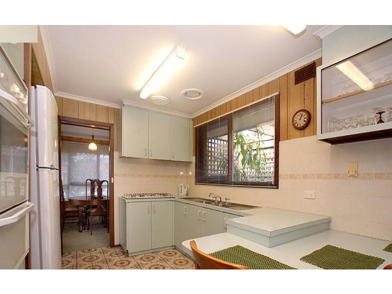 10 Glenelg Street, Dandenong North VIC 3175