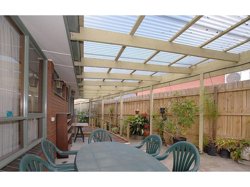 10 Glenelg Street, Dandenong North VIC 3175