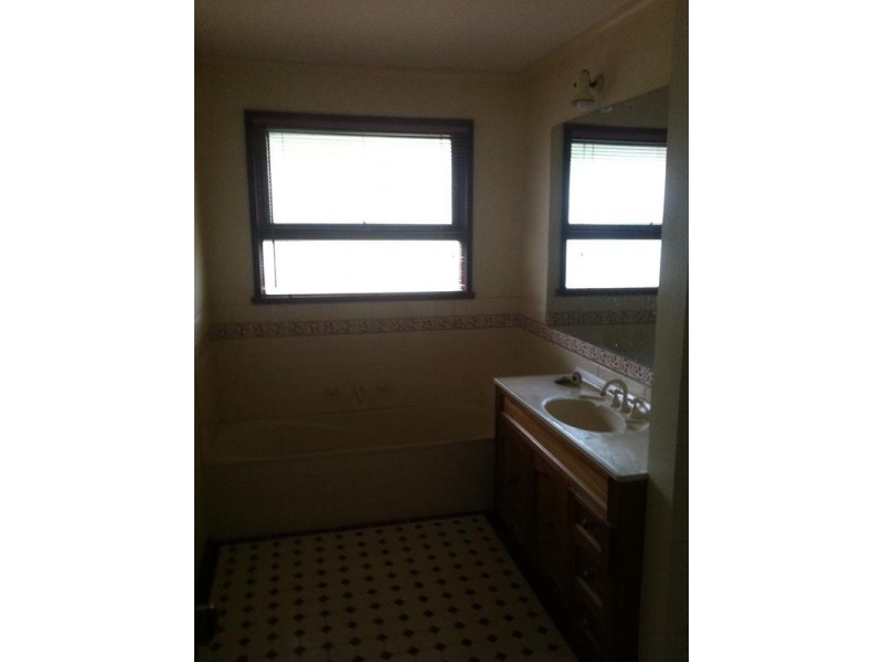 12 Ascot court, Dandenong North VIC 3175