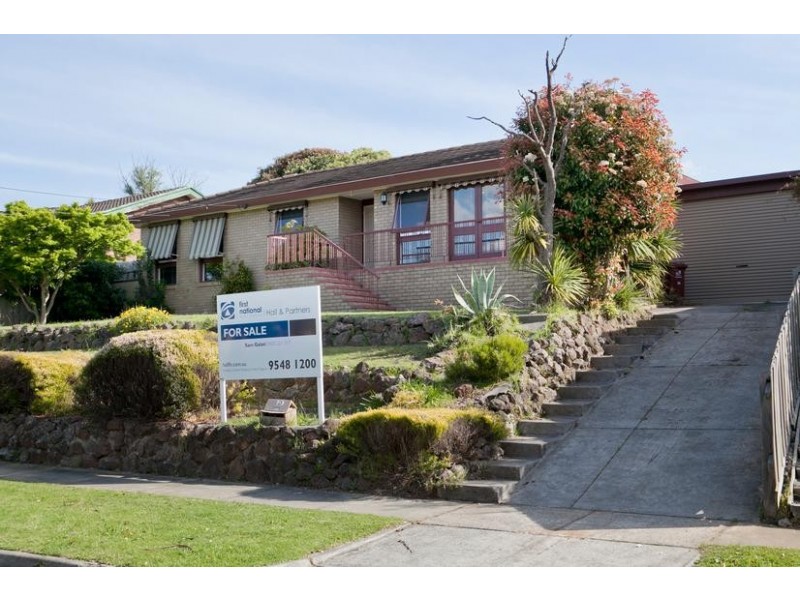 39 Surrey Road, Dandenong North VIC 3175