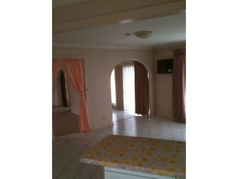 3 Outlook Drive, Dandenong North VIC 3175