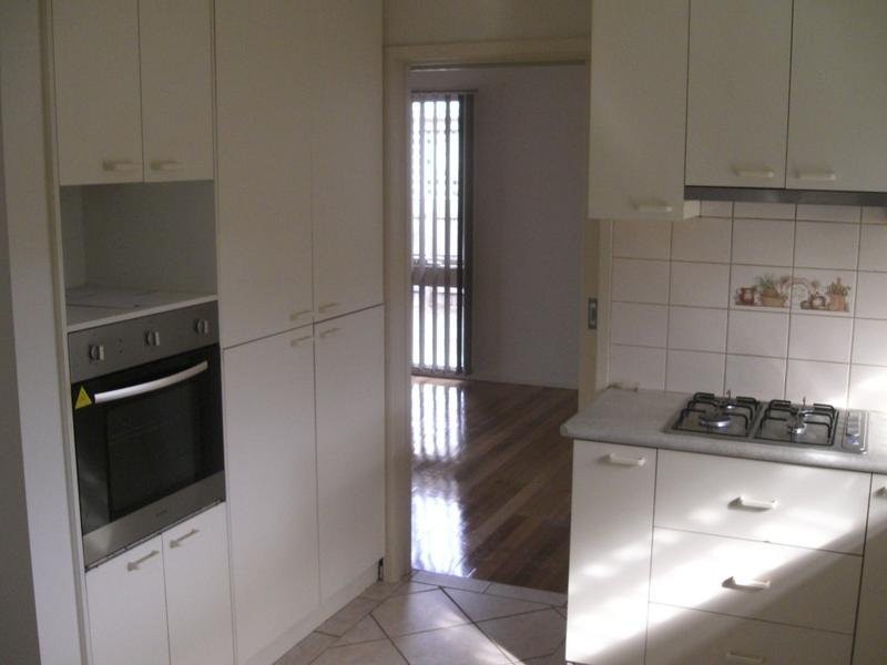 4 Werona court, Mulgrave VIC 3170