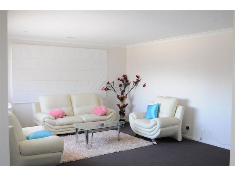 5 Mermaid grove, Lyndhurst VIC 3975