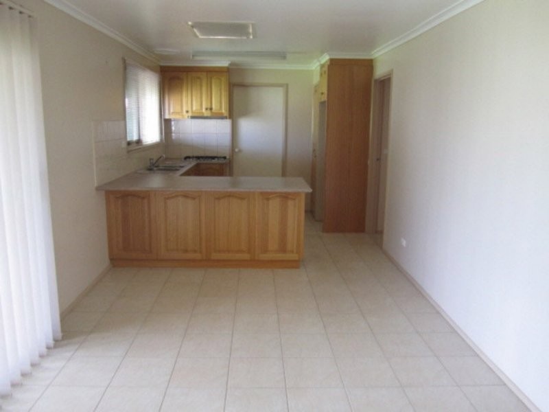 23 Illawarra crescent, Dandenong North VIC 3175