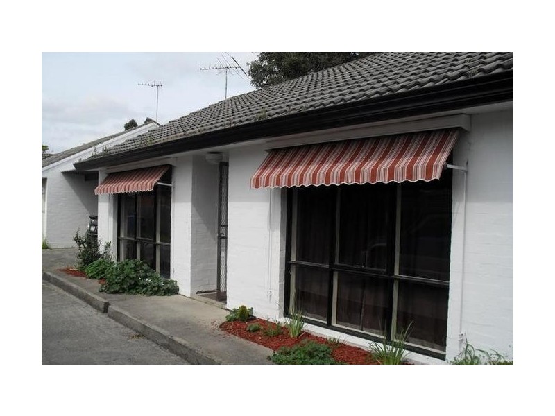 2/67 Hammond Road, Dandenong VIC 3175