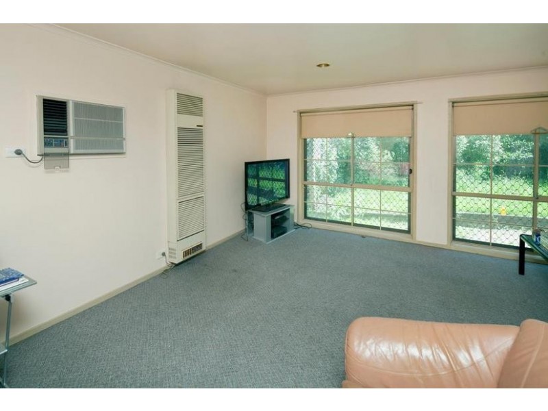 2/34 Ascot Drive, Noble Park North VIC 3174