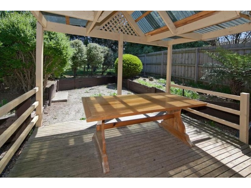 2/34 Ascot Drive, Noble Park North VIC 3174