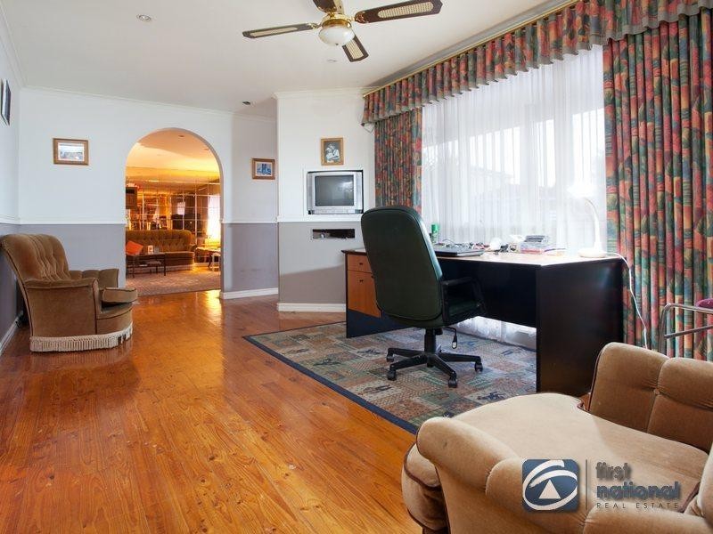 14 Mauchline Court, Noble Park North VIC 3174