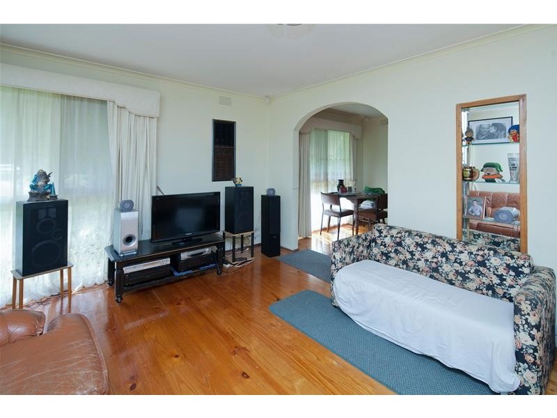 13 Blaxland Drive, Dandenong North VIC 3175