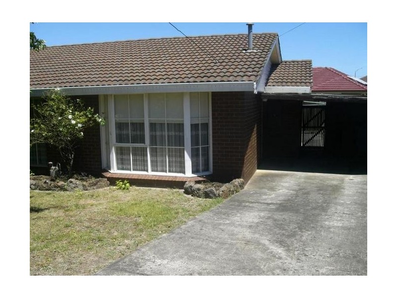 2/30 Sabine avenue, Dandenong North VIC 3175