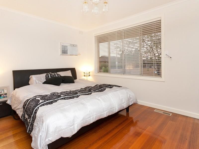 30 Bertrand Avenue, Mulgrave VIC 3170