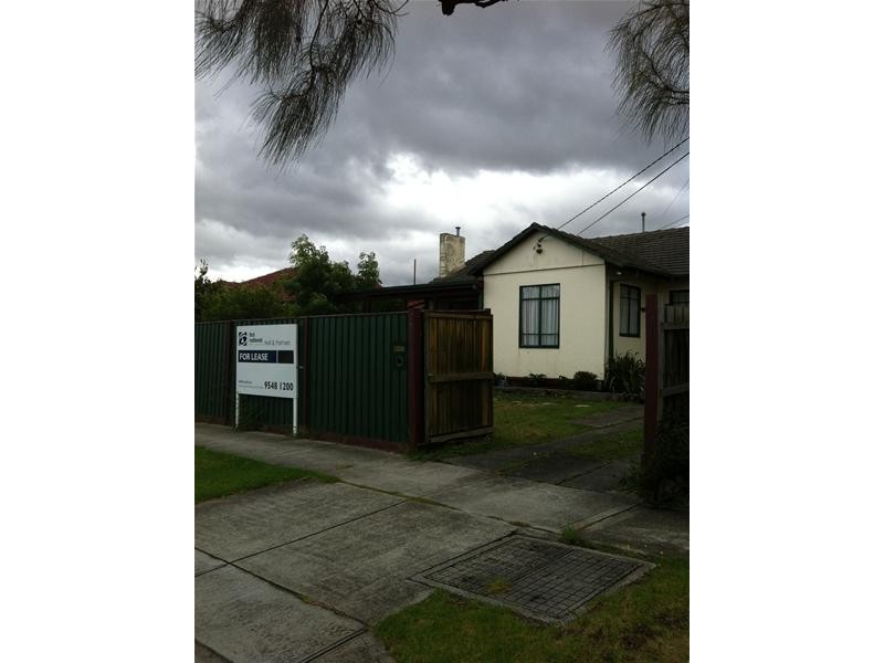 4 Sheoak Street, Doveton VIC 3177