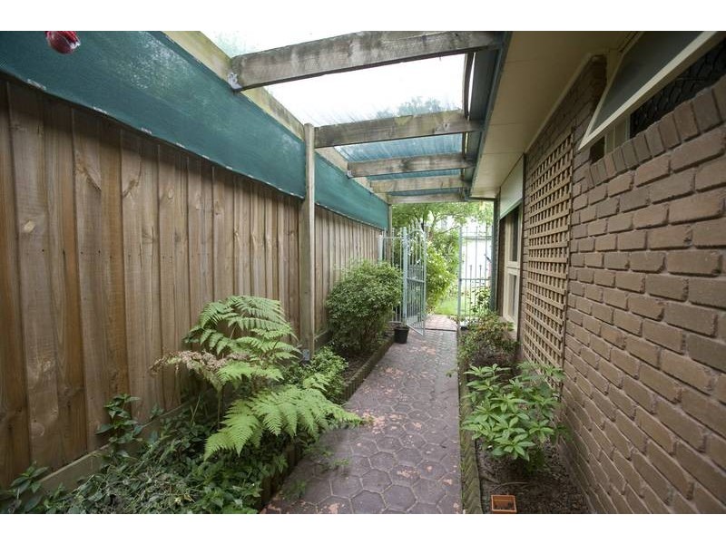 54 Illawarra Crescent, Dandenong North VIC 3175