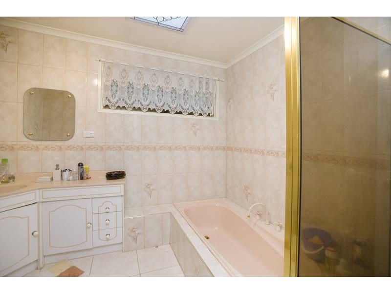 54 Illawarra Crescent, Dandenong North VIC 3175