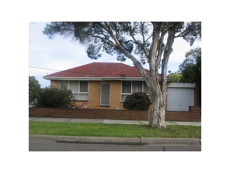 1/9 Roberts Avenue, Mulgrave VIC 3170