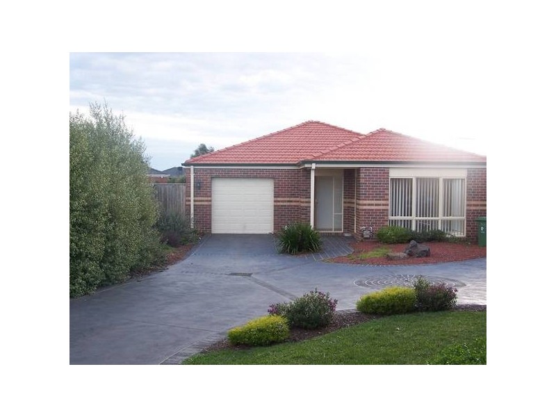 3/120 Bemersyde Drive, Berwick VIC 3806