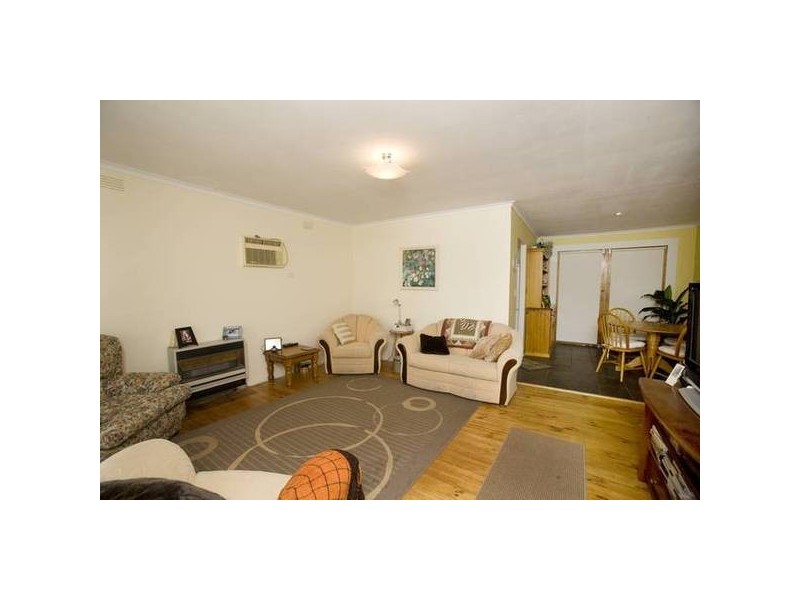 10 Jennifer Street, Noble Park North VIC 3174