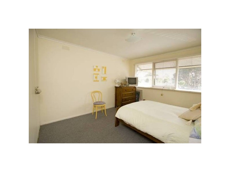 10 Jennifer Street, Noble Park North VIC 3174