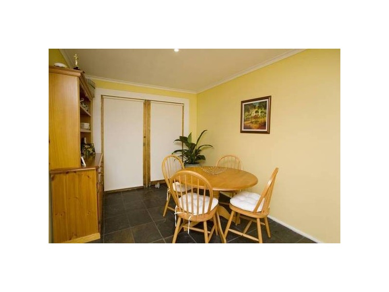 10 Jennifer Street, Noble Park North VIC 3174