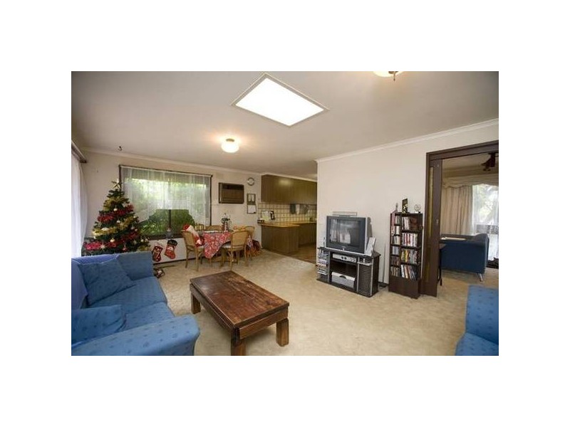 120 Rawdon Hill Drive, Dandenong North VIC 3175