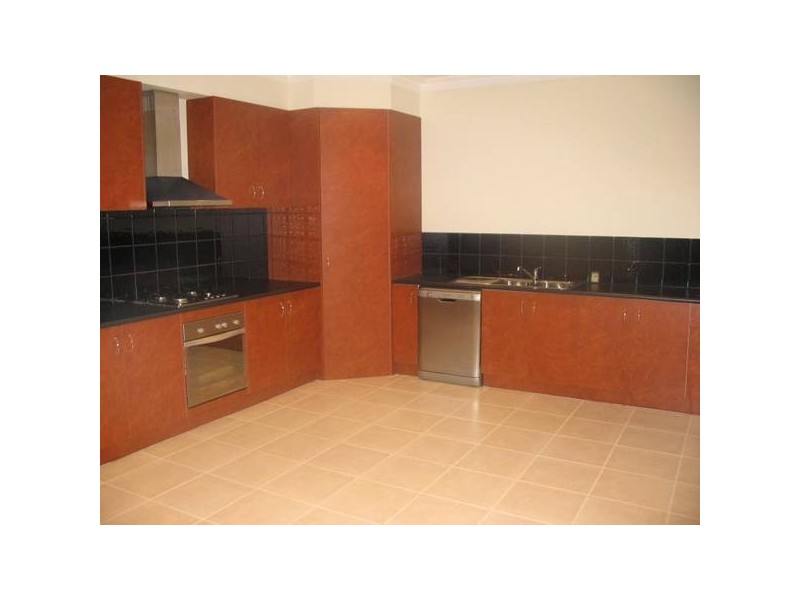 B/10 Caledonia Crescent, Mulgrave VIC 3170
