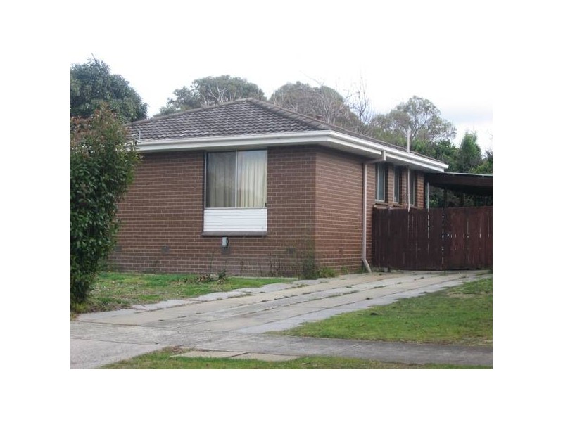 10 Blackmore Street, Dandenong North VIC 3175