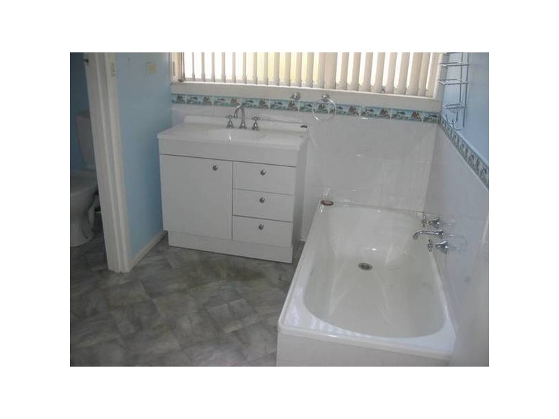 Highfield Avenue, Mulgrave VIC 3170