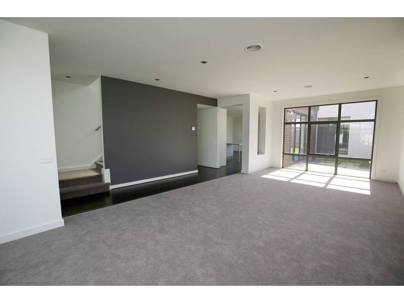 15 Stadium Circuit, Mulgrave VIC 3170