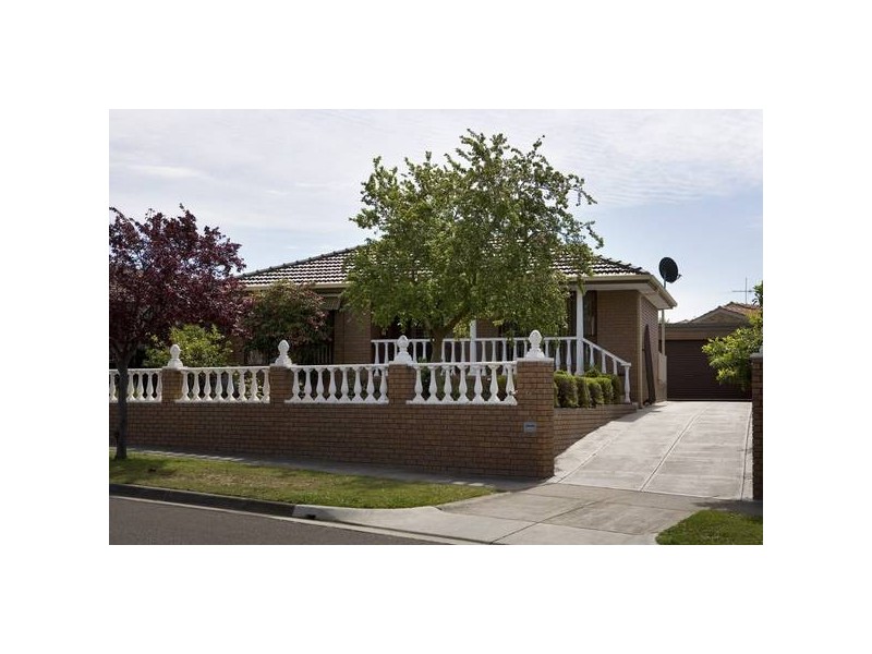 3 Seaview
Court, Dandenong North VIC 3175