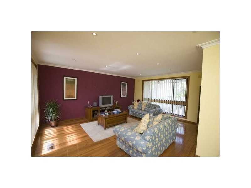 3 Seaview
Court, Dandenong North VIC 3175