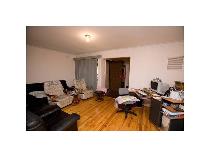 15 Ashby Drive, Dandenong North VIC 3175