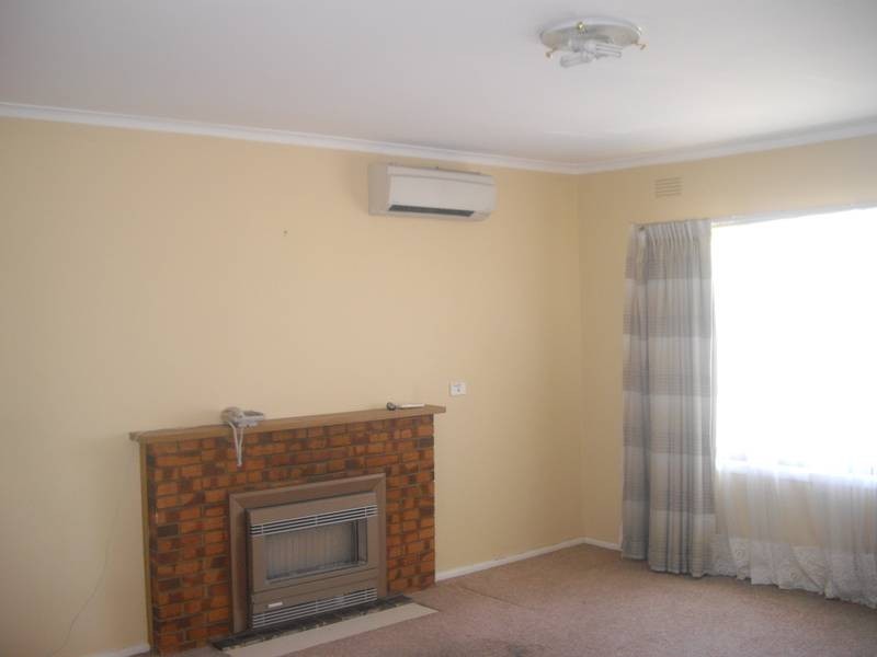 2 Charlton Street, Springvale VIC 3171