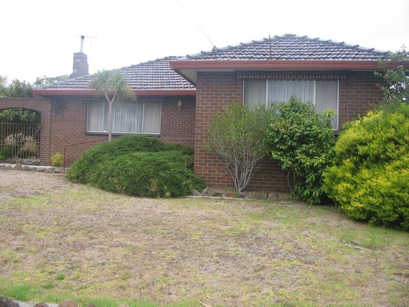 22 Albany Drive, Mulgrave VIC 3170