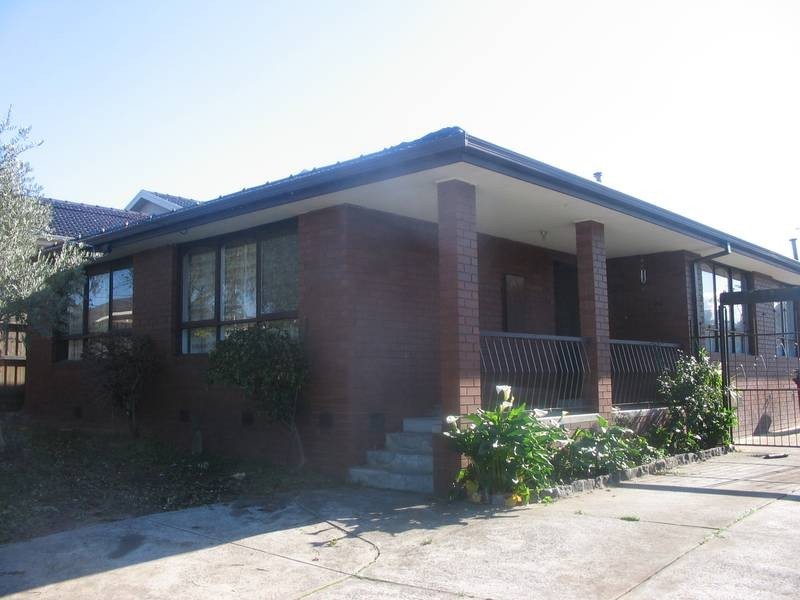 5 Wincanton Court, Noble Park North VIC 3174