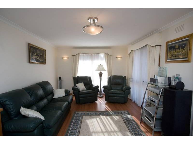 16 Exner Drive, Dandenong North VIC 3175