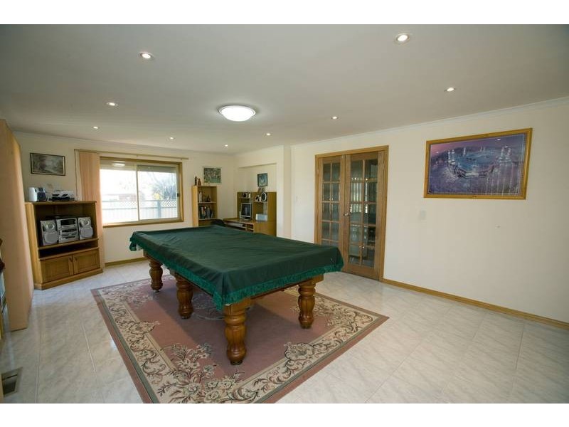 16 Exner Drive, Dandenong North VIC 3175