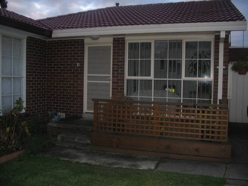 4/11 Wallarano Drive, Noble Park VIC 3174