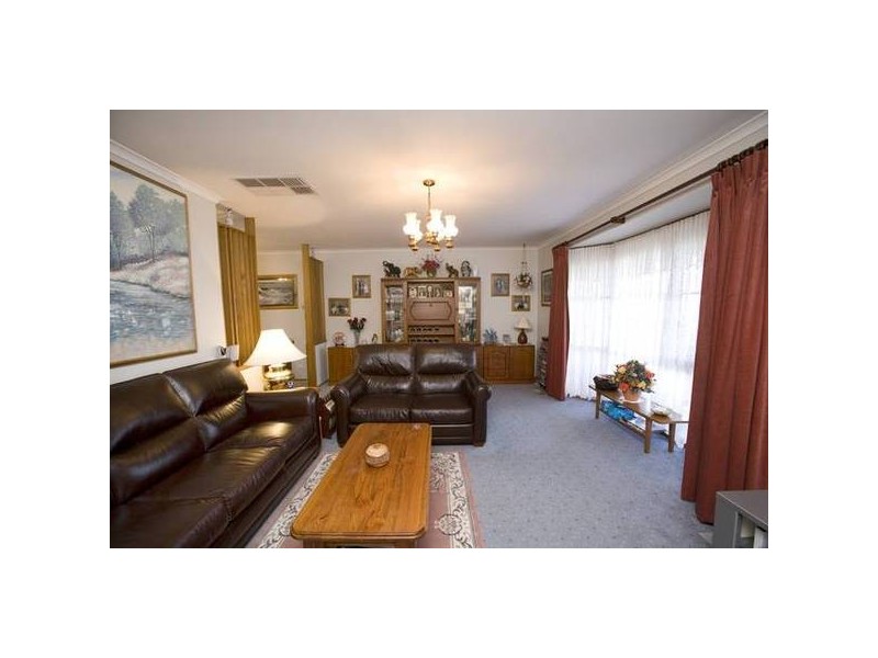 Mckeon Circuit, Dandenong North VIC 3175