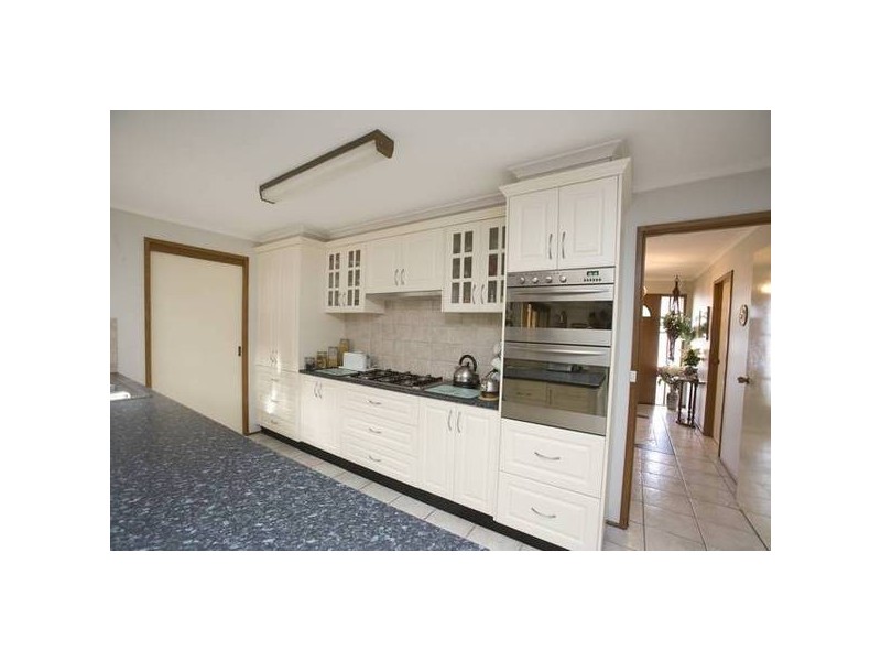 Mckeon Circuit, Dandenong North VIC 3175