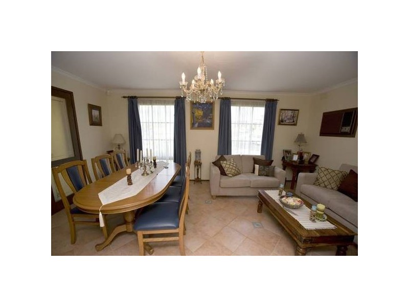 Maitland Close, Mulgrave VIC 3170